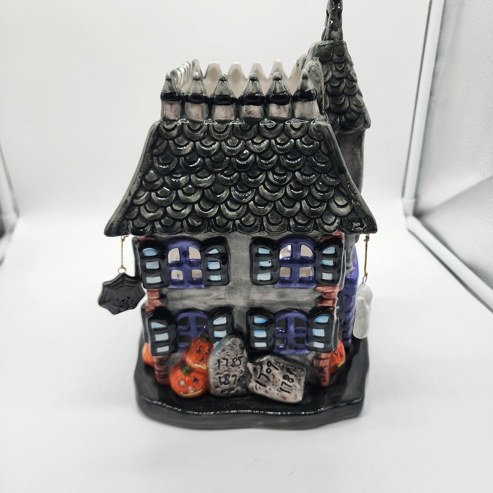 Vintage JCPenney Home Collection Ceramic Haunted House Luminary Halloween 2002 - Picture 5 of 8